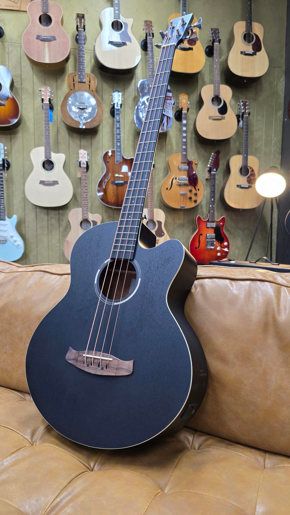 Tanglewood Blackbird Acoustic Bass Guitar Cutaway W/Hard case Bundle!!/ Electric Smokestack Satin