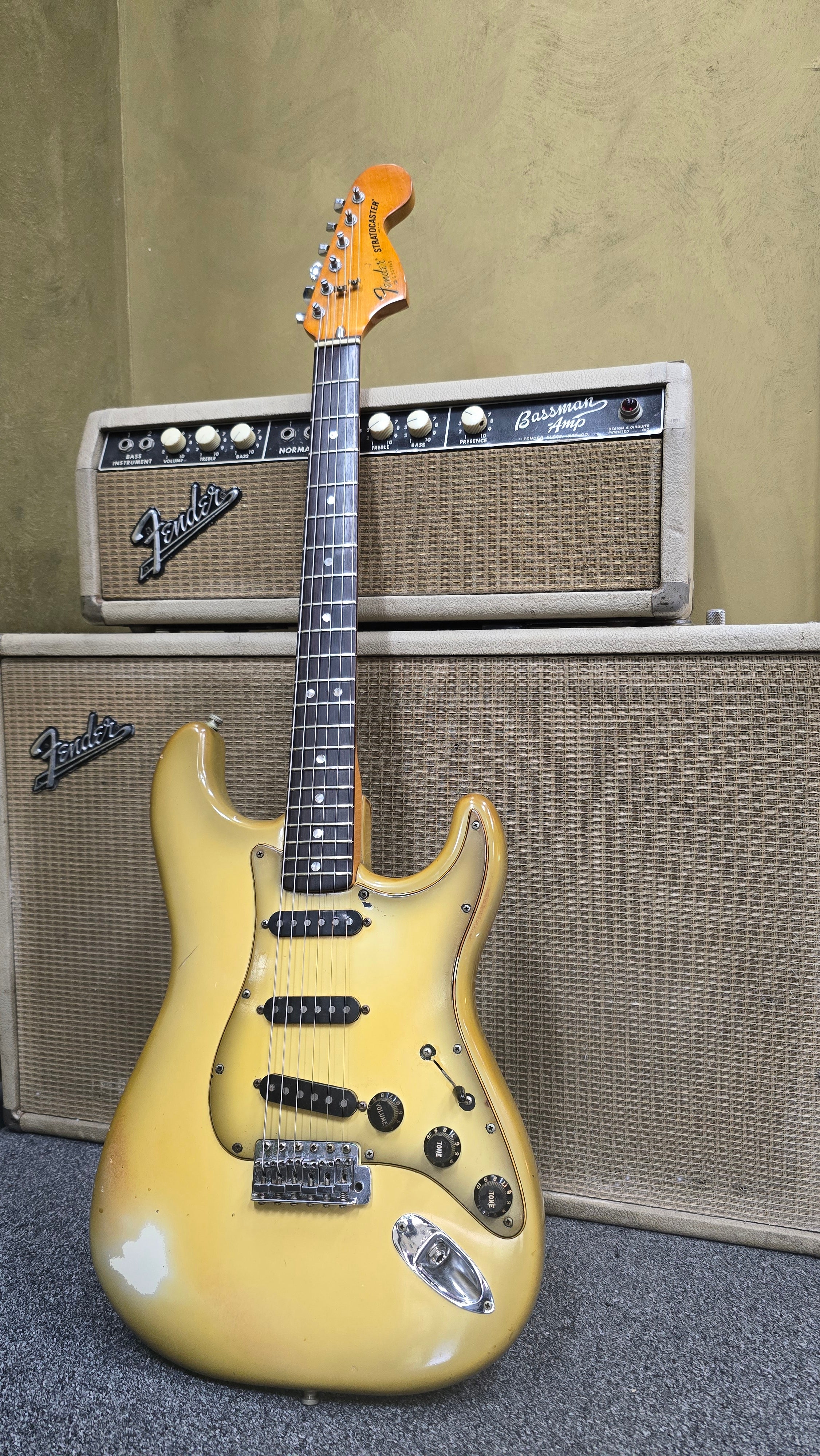 1978-1979 Fender Stratocaster Antigua W/Original Case (Pre-Owned)