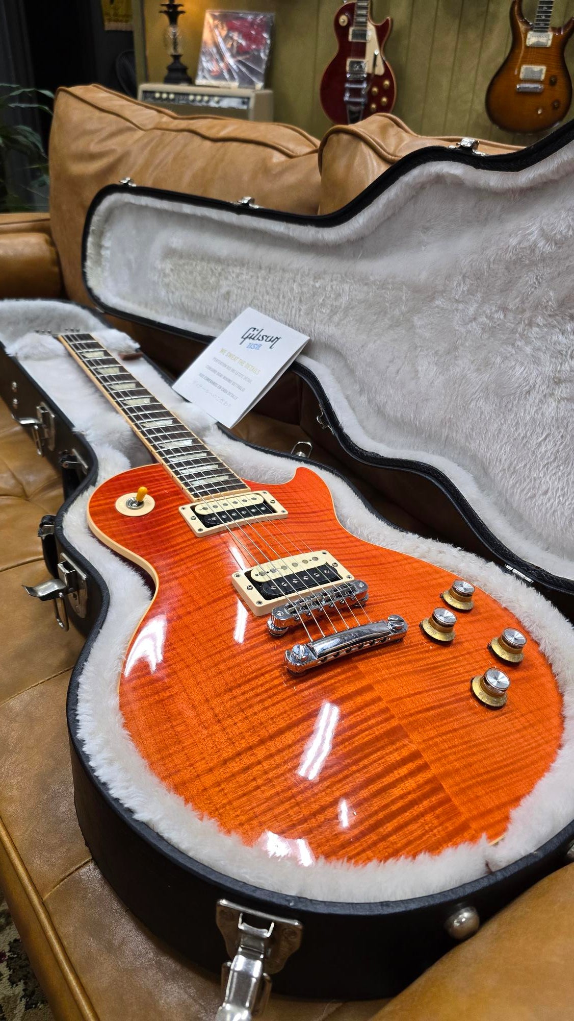 2013 Gibson Slash Signature Les Paul 'VERMILLION" Guitar W/Case (Pre-Owned)