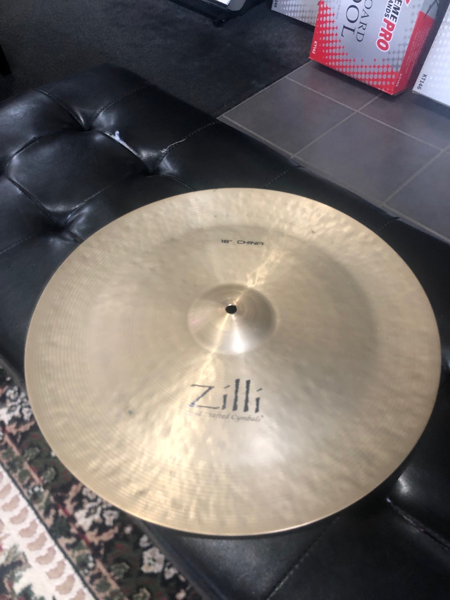 Zilli 18" China Cymbal Turkish Made (Pre-Owned)