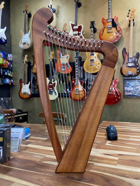 Opus 15-String Diatonic Wooden Harp in Natural Finish Bring Out Your Inner Cherub!