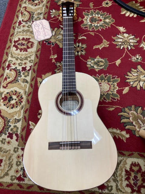 Kremona Rosa Diva All Solid Spruce / Silver Oak Classic Guitar