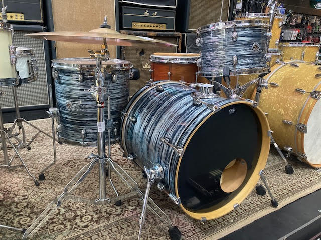 Gretsch Catalina Club Silver Oyster drum kit w/ Zildjian cymbals + hardware (preowned)