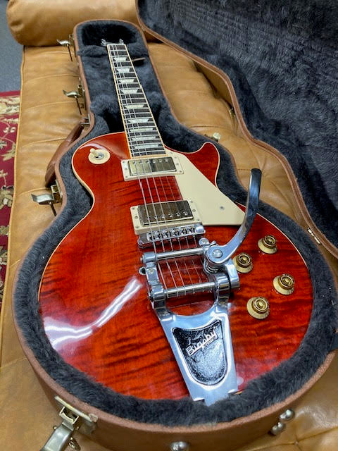 Gibson Les Paul Standard w/ bigsby 2013 w/ hardcase