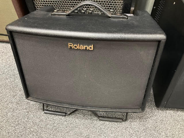 Roland AC-60 acoustic guitar amp (preowned) chorus not working