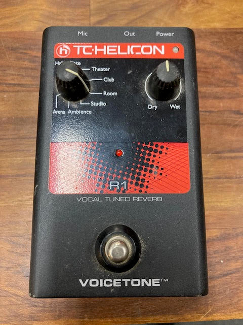 TC Helicon Voicetone R1 - Vocal Tuned Reverb (preowned)