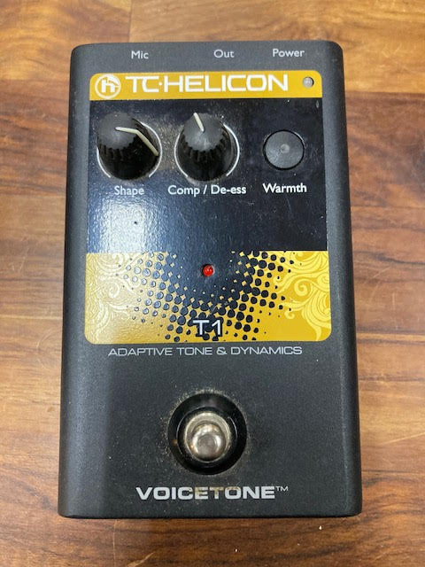 TC Helicon VoiceTone T1 Adaptive Tone & Dynamics Pedal (preowned)