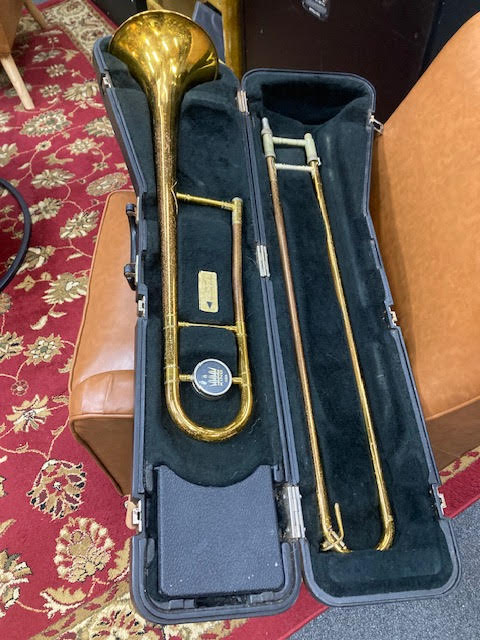 King Trombone 606 w/ case (preowned)
