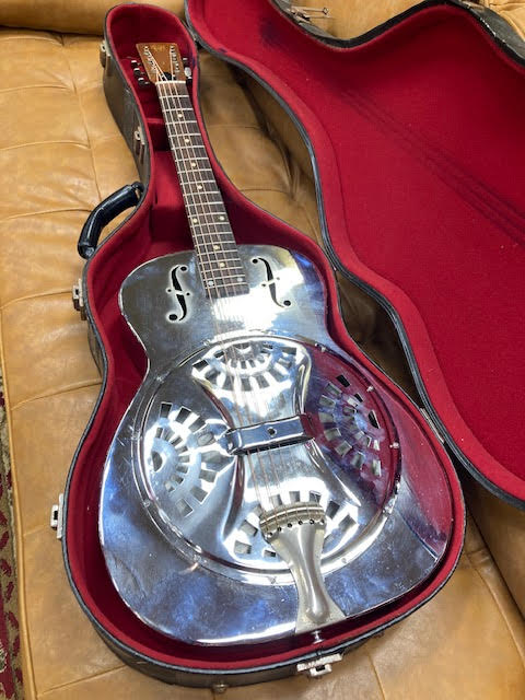 Vintage Dobro 1973 Metal guitar w/ case