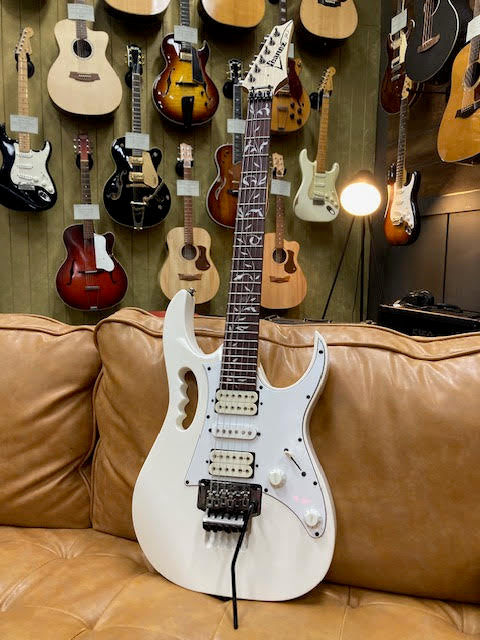 Ibanez Jem Jr white (preowned)