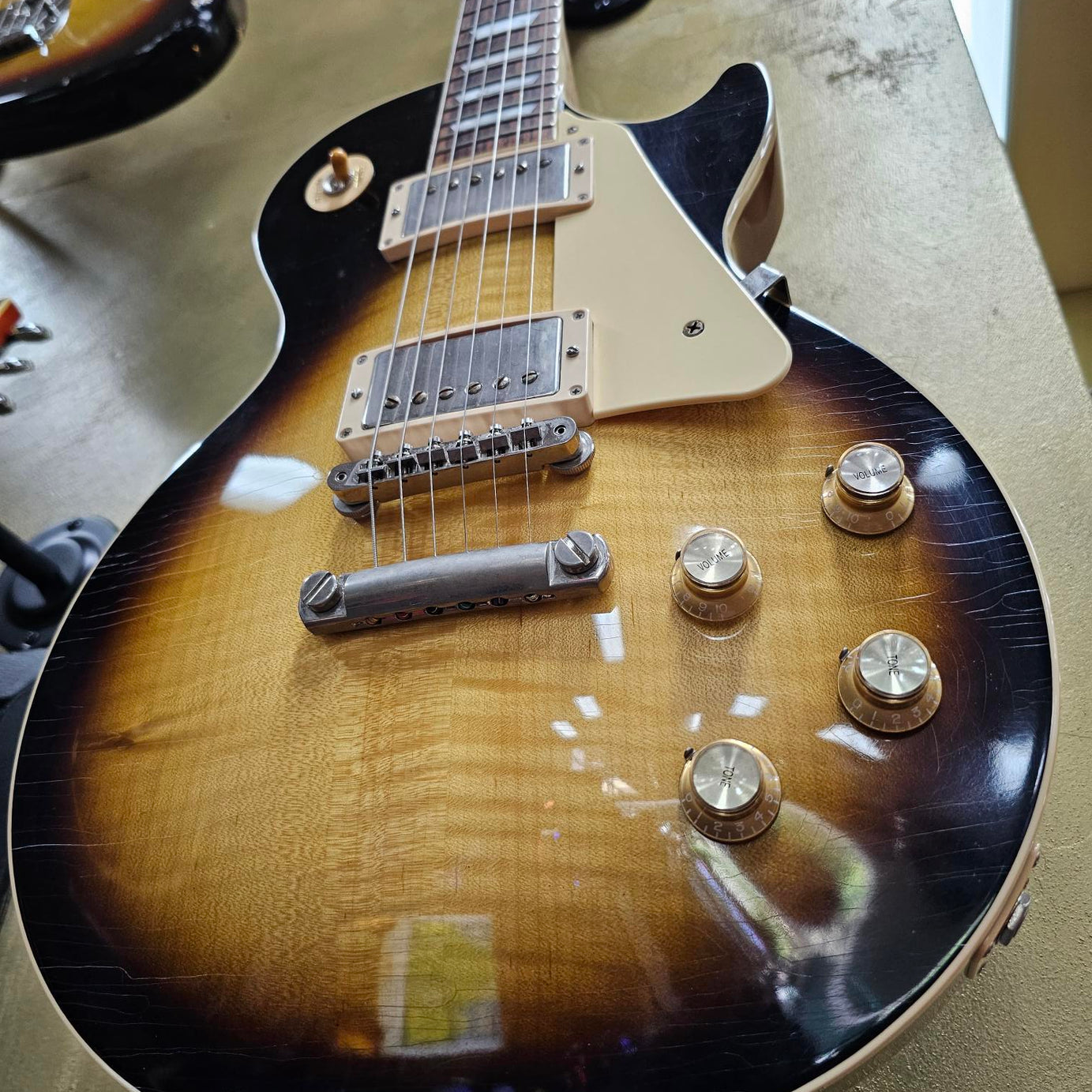 Gibson Les Paul Music at Noosa 
