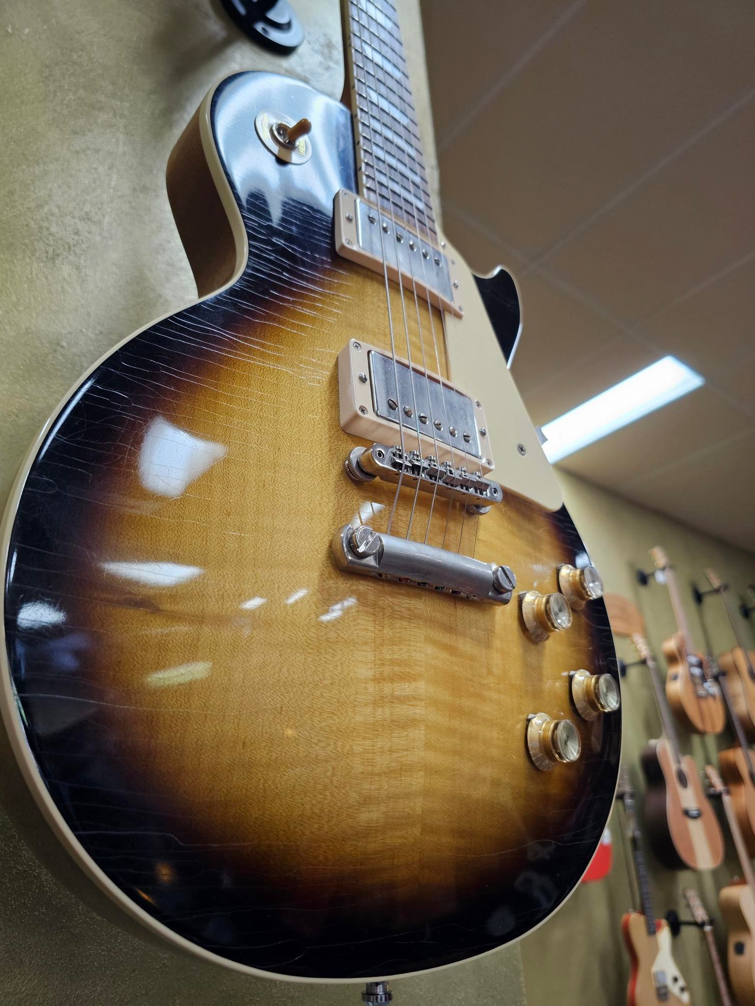 Gibson Les Paul Music at Noosa