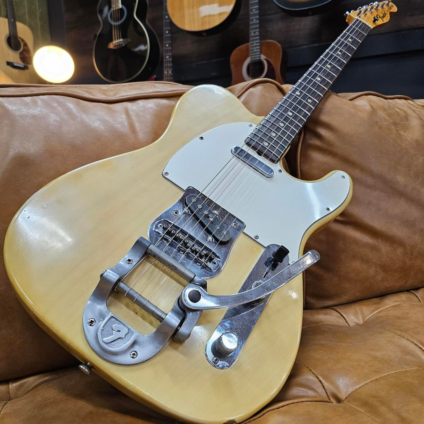 Fender Telecaster 1975 blonde with Bigsby in hard case