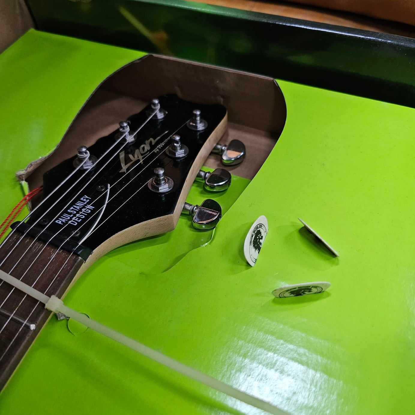 2007 Paul Stanley Designed & Autographed Silver Washburn Lyon Kiss Electric Guitar Limited Edition