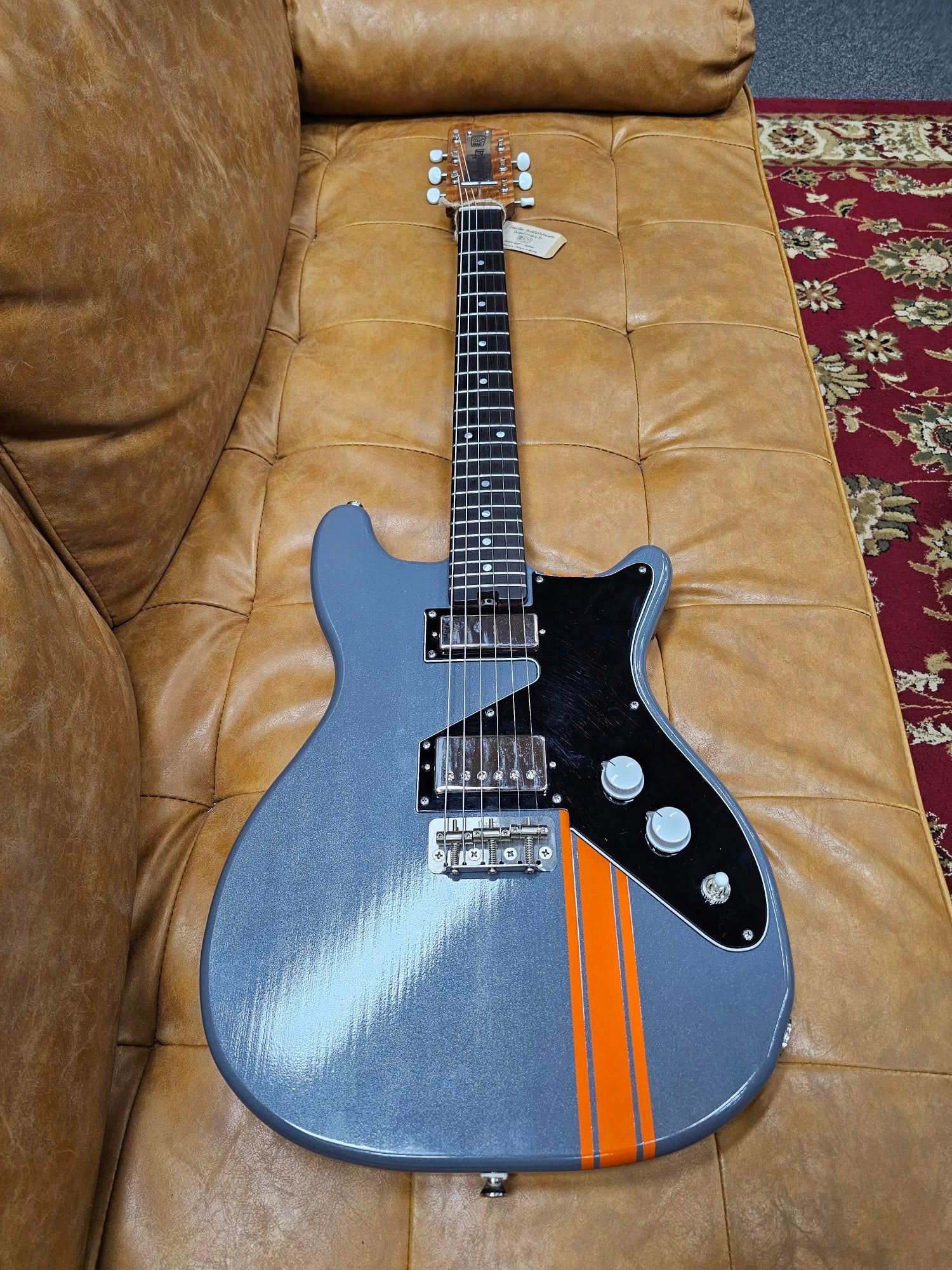 DeluxeTone Cosmopolitan " Mopar GT " electric guitar