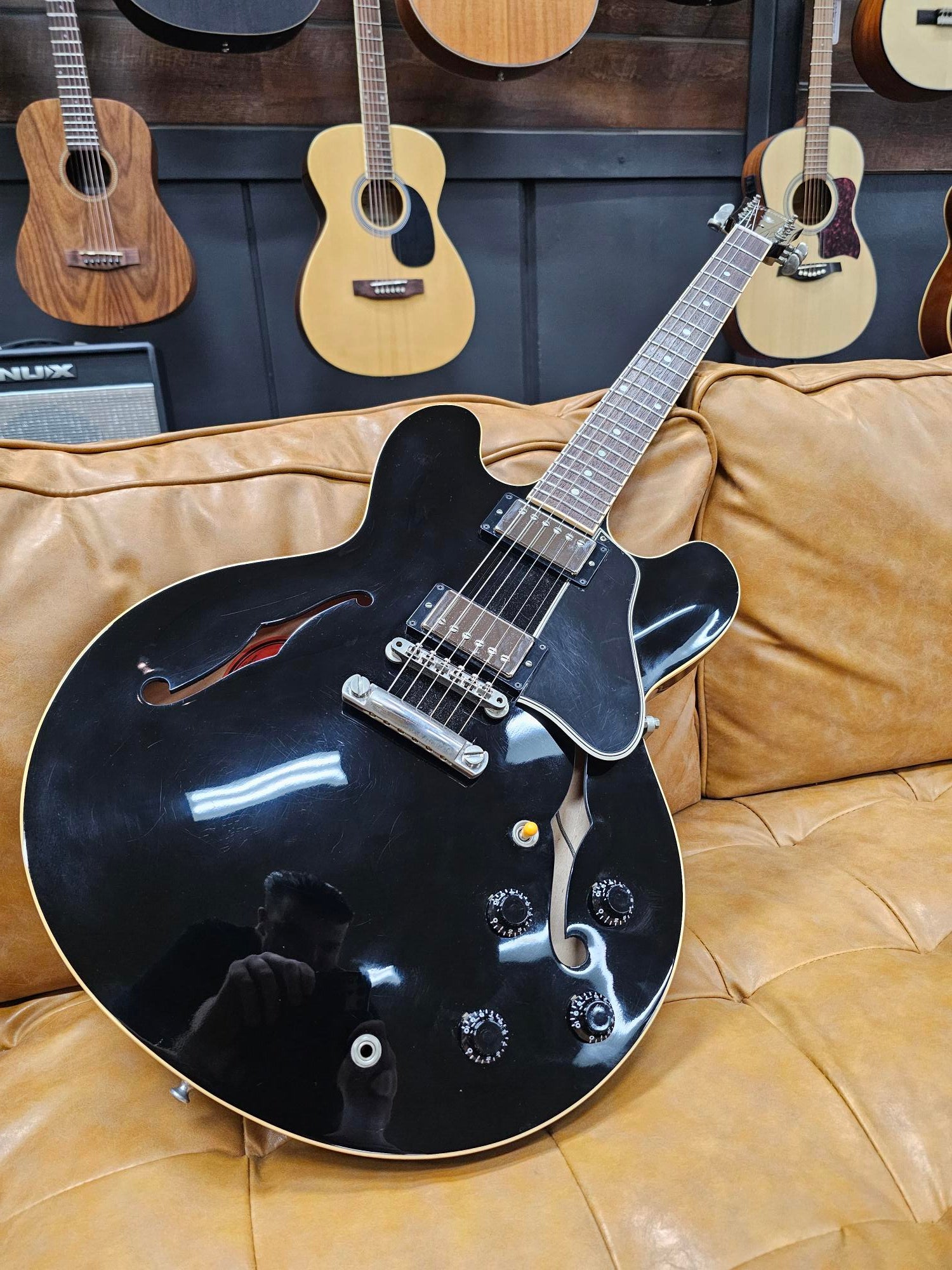 2008 Gibson ES-335 Custom Dot Electric Guitar Ebony W/case (Pre-Owned)