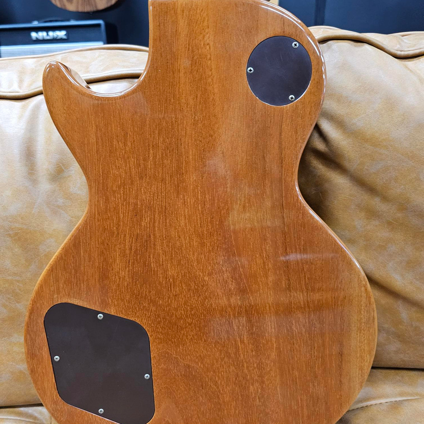 2006 Gibson Les Paul Gold Top R6 Custom Shop Electric Guitar W/Case (Pre-Owned)