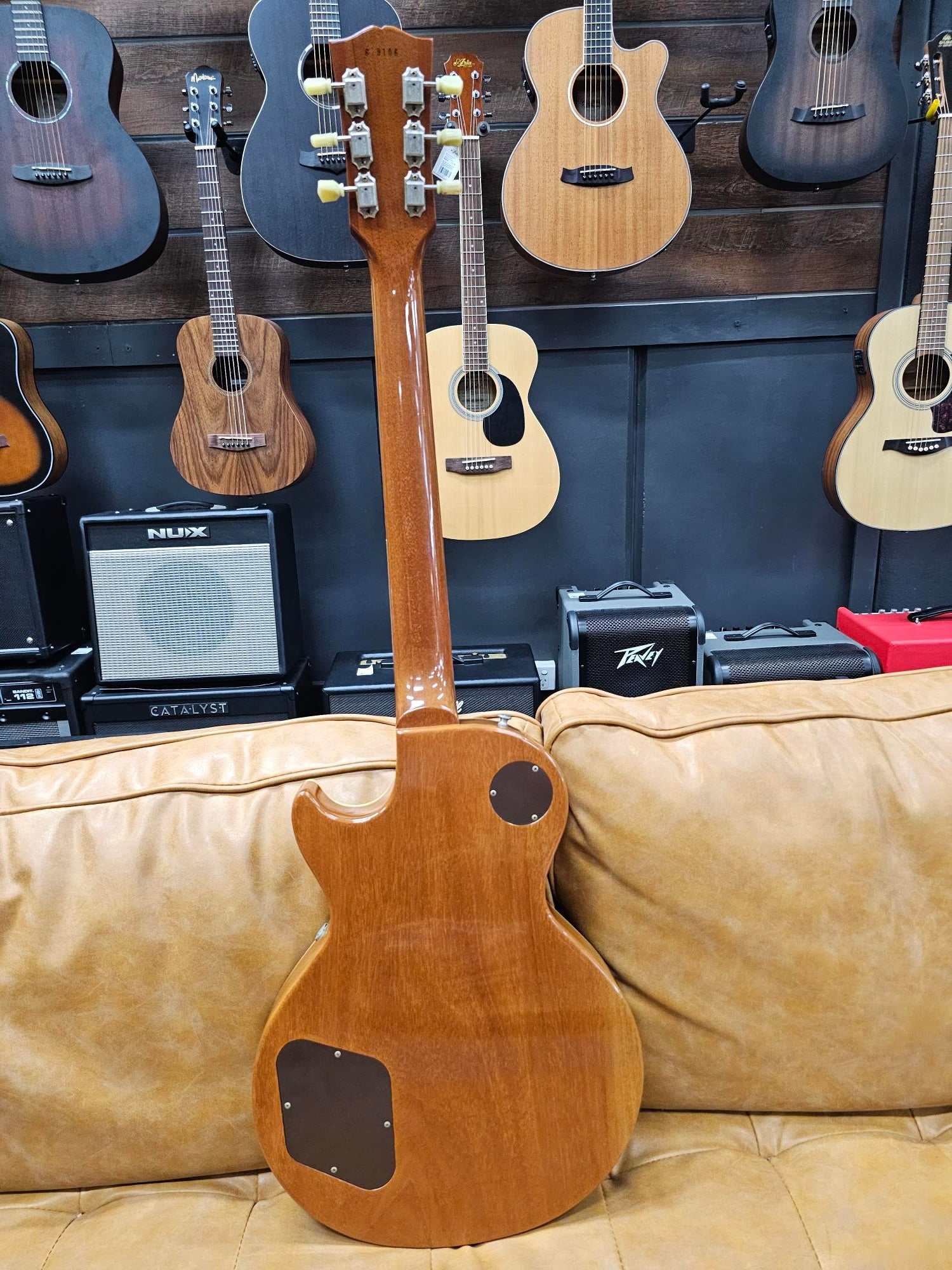 2006 Gibson Les Paul Gold Top R6 Custom Shop Electric Guitar W/Case (Pre-Owned)