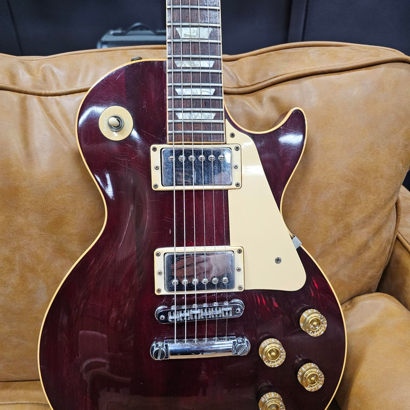1986 Gibson Les Paul Standard Wine Red w/ Hard case
