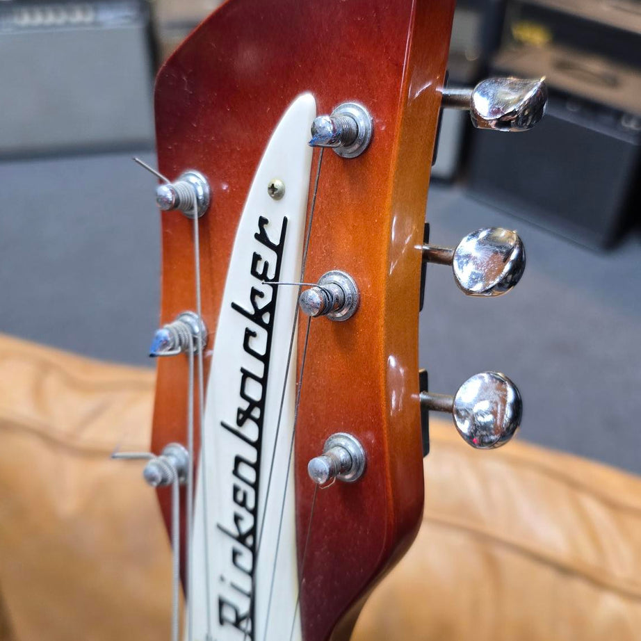 1983 Rickenbacker 320 Fireglo W/original Hard Case (Pre-Owned)