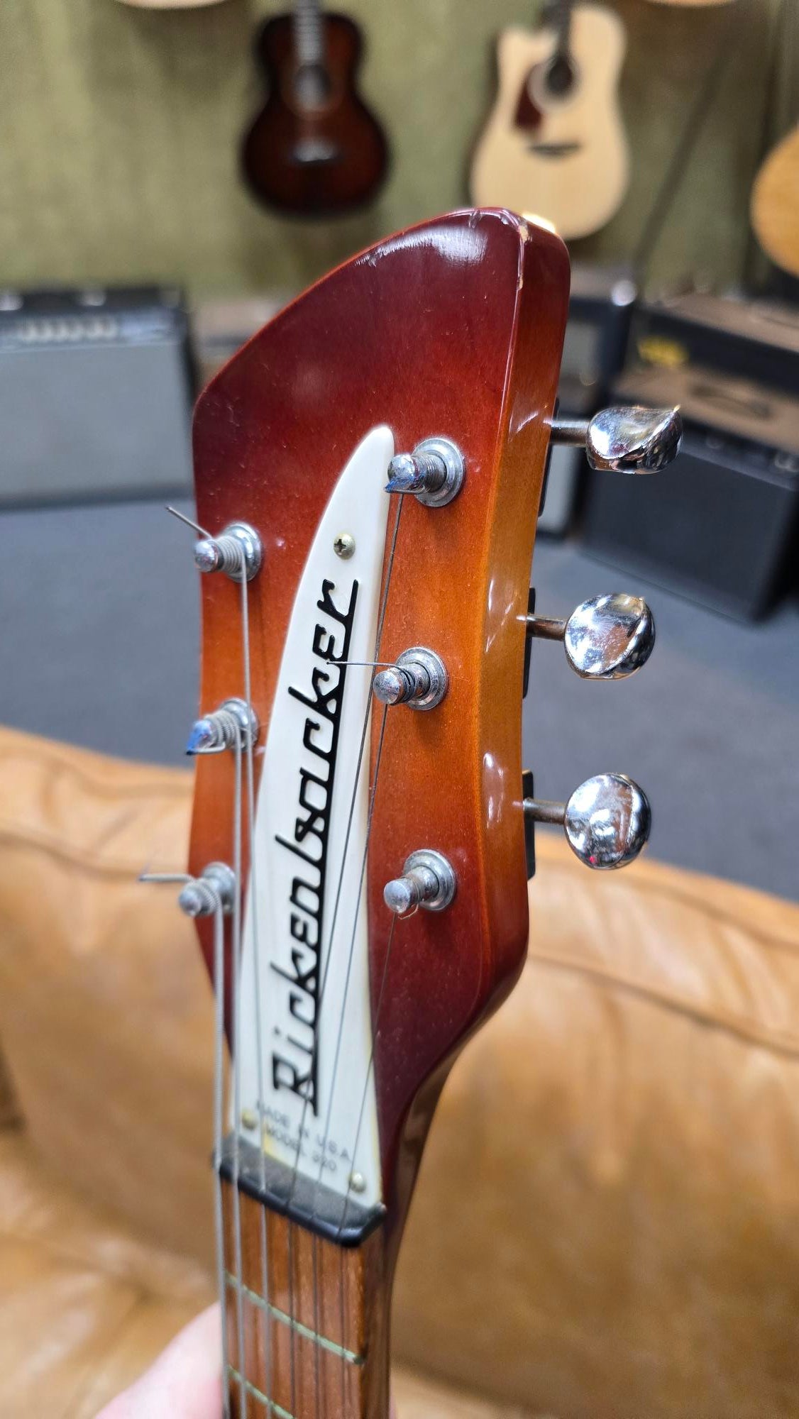 1983 Rickenbacker 320 Fireglo W/original Hard Case (Pre-Owned)