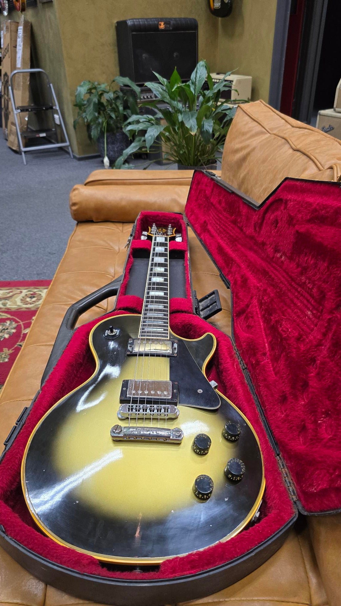 1981 Gibson Les Paul Custom SilverBurst Electric Guitar W/Original Case