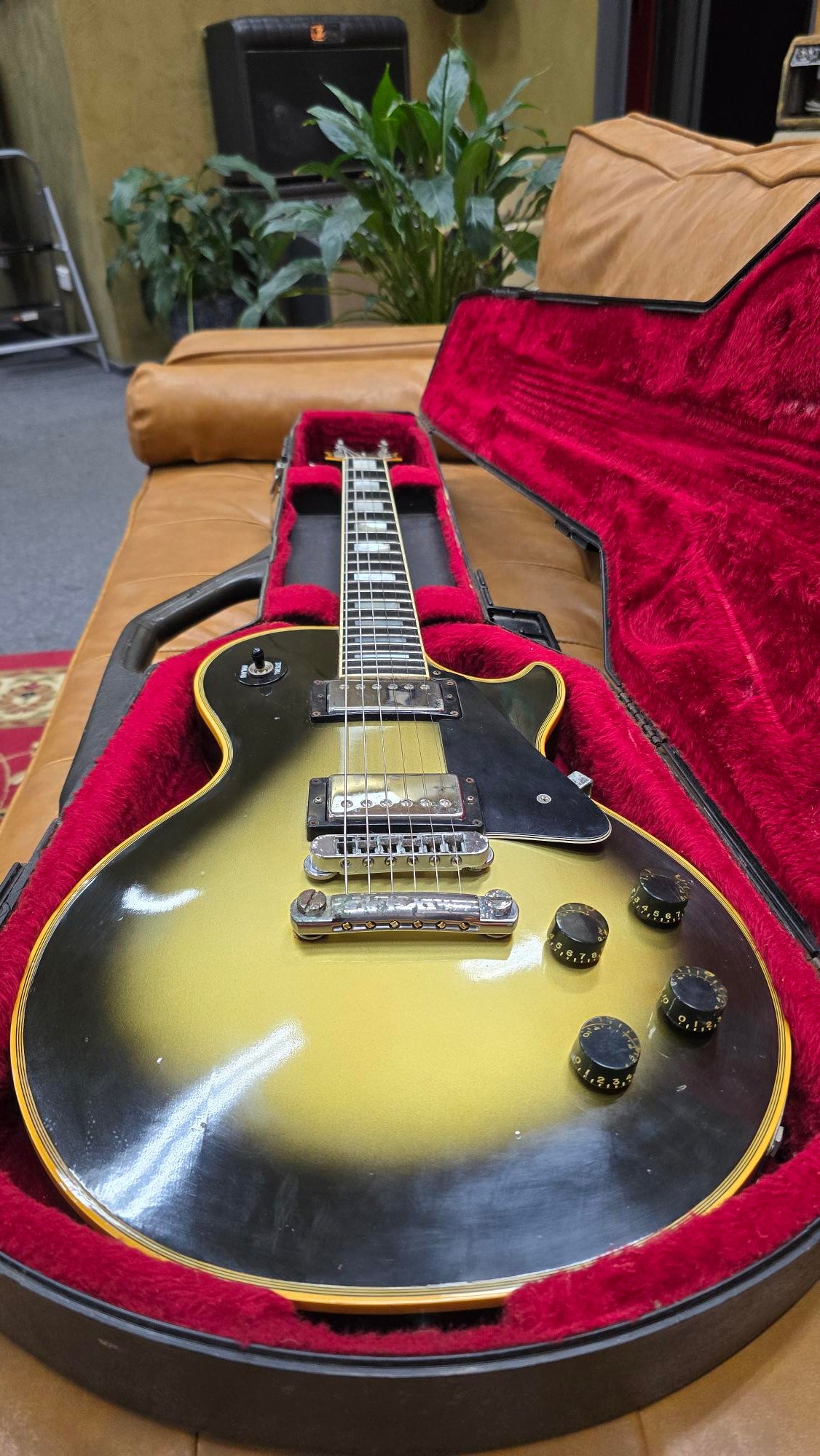 1981 Gibson Les Paul Custom SilverBurst Electric Guitar W/Original Case