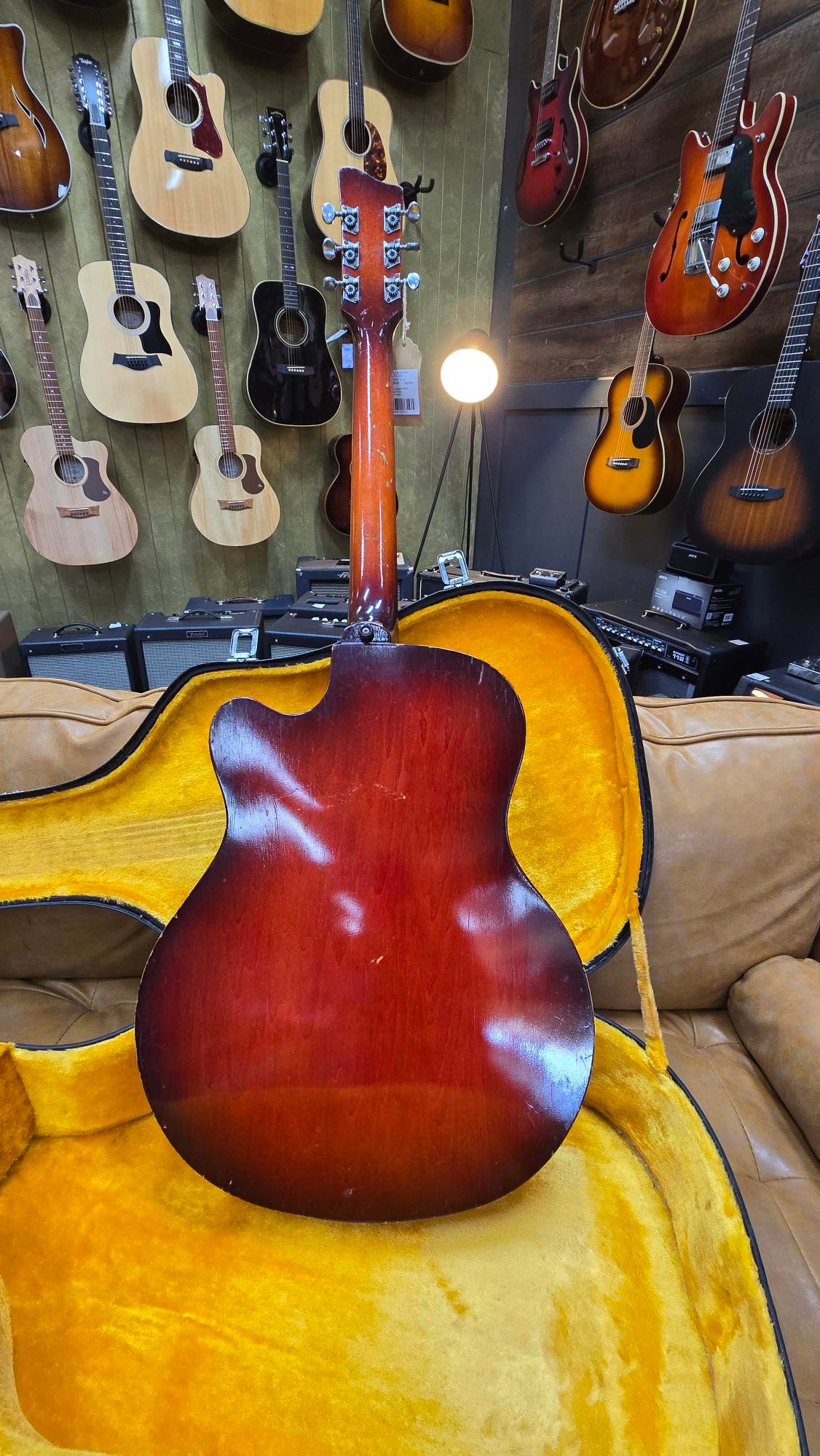 Vintage Alver by Maton 1950's Archtop Acoustic Guitar W/Case (Pre-Owned)