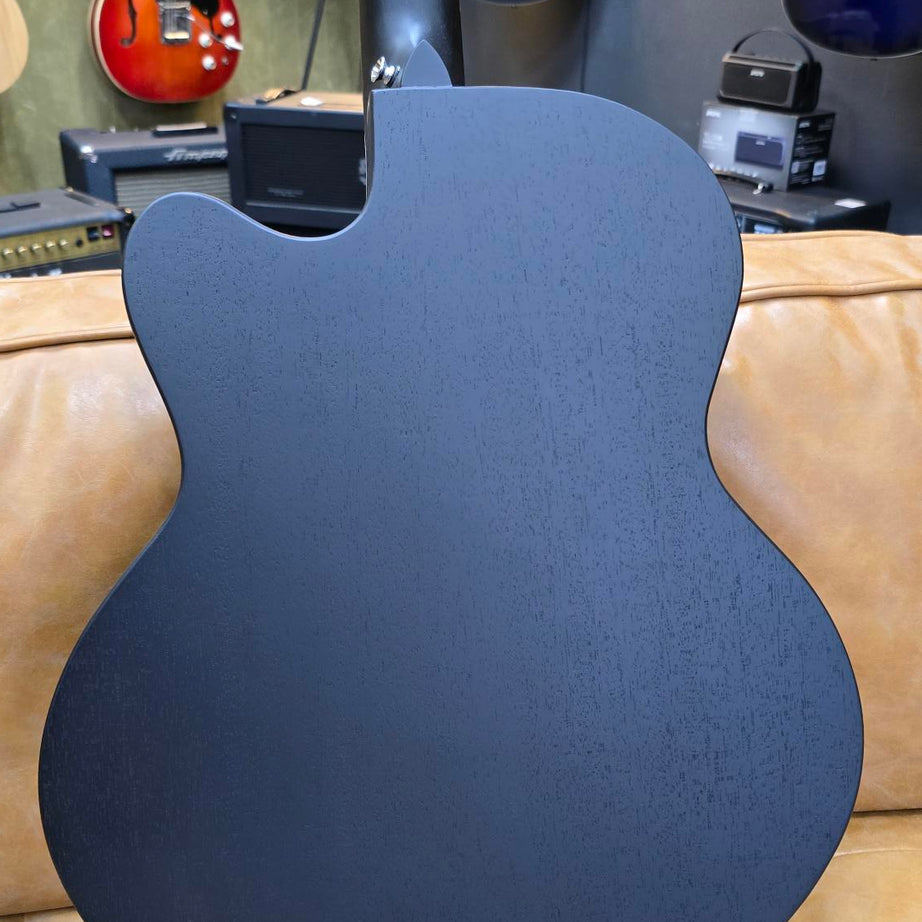 Tanglewood Blackbird Acoustic Bass Guitar Cutaway W/Hard case Bundle!!/ Electric Smokestack Satin