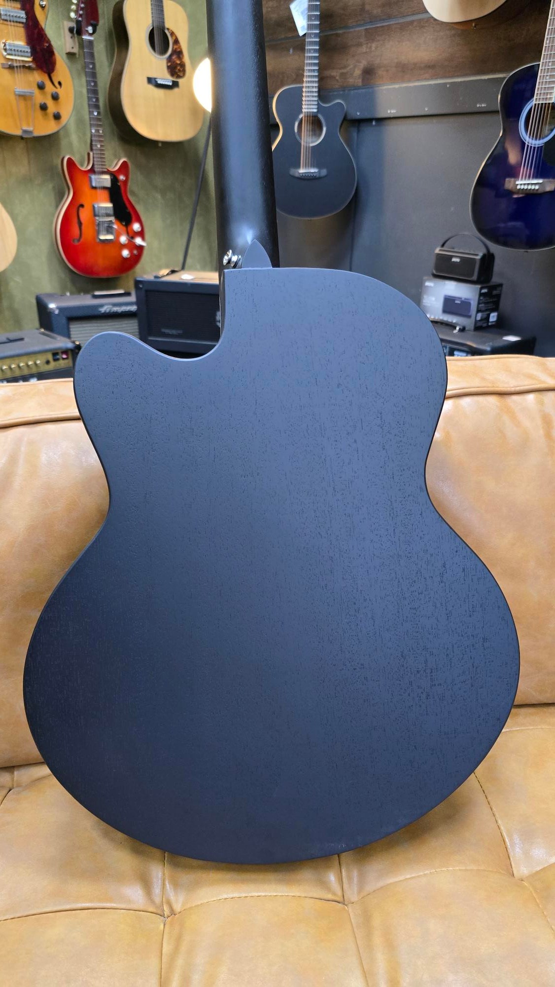 Tanglewood Blackbird Acoustic Bass Guitar Cutaway W/Hard case Bundle!!/ Electric Smokestack Satin