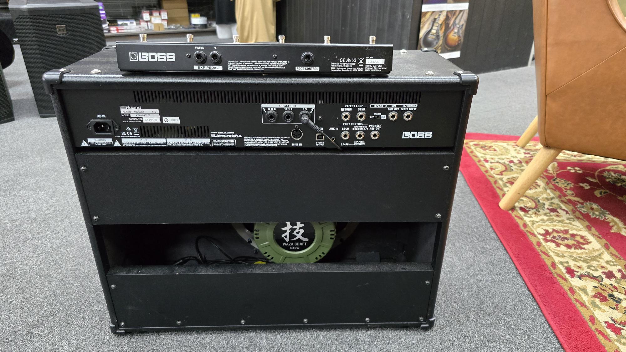 BOSS KATANA ARTIST MKII GUITAR AMPLIFIER W/Channel select (Pre-Owned)