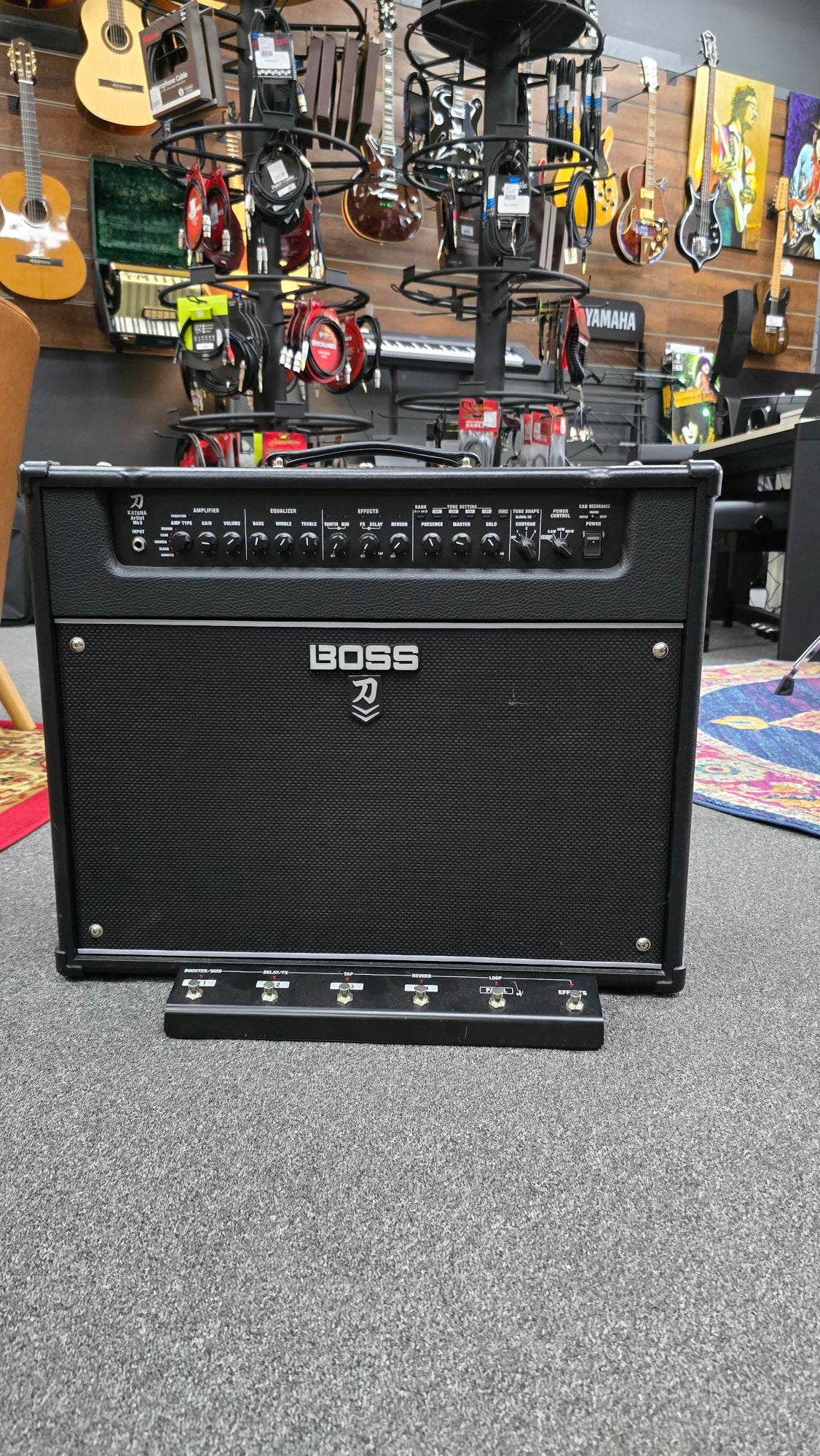 BOSS KATANA ARTIST MKII GUITAR AMPLIFIER W/Channel select (Pre-Owned)