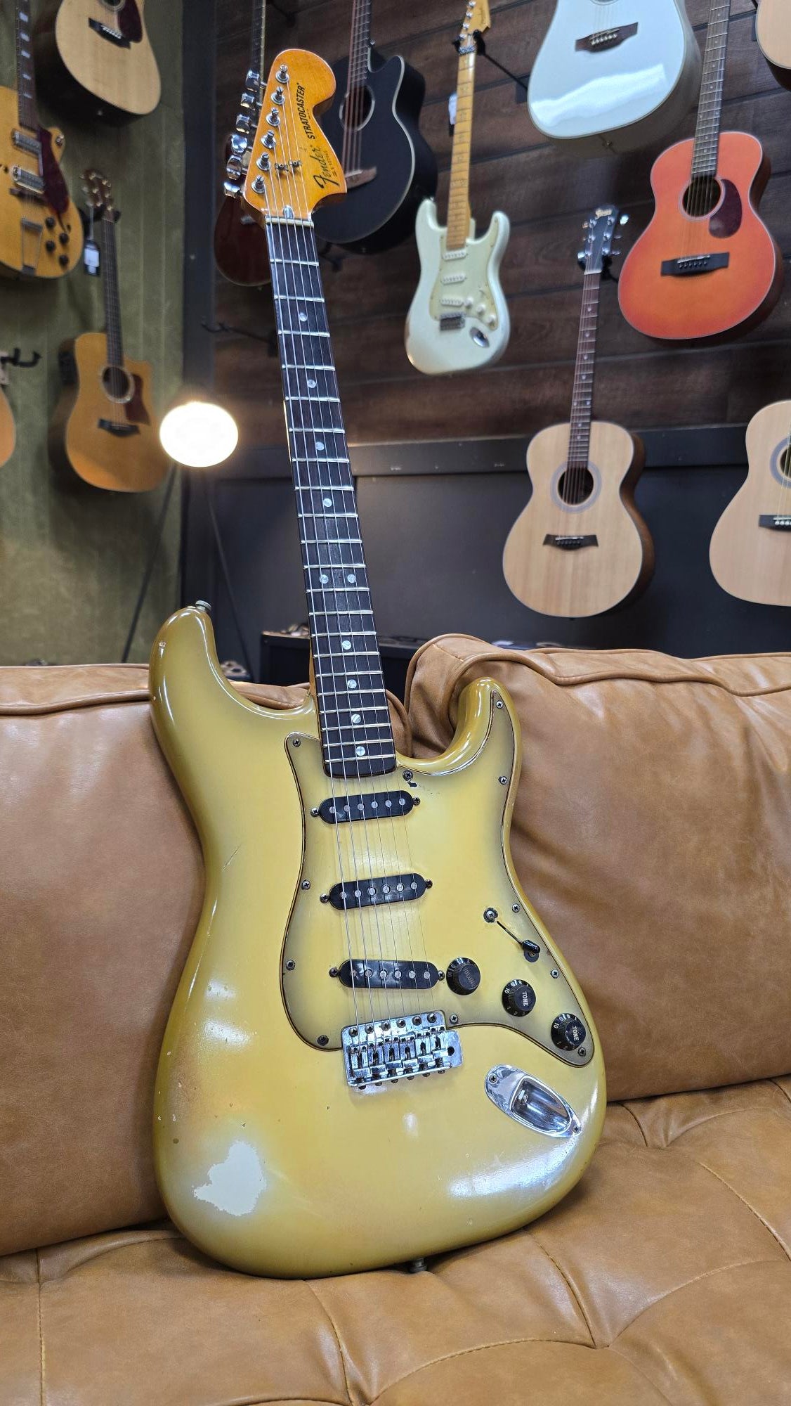 1978-1979 Fender Stratocaster Antigua W/Original Case (Pre-Owned)