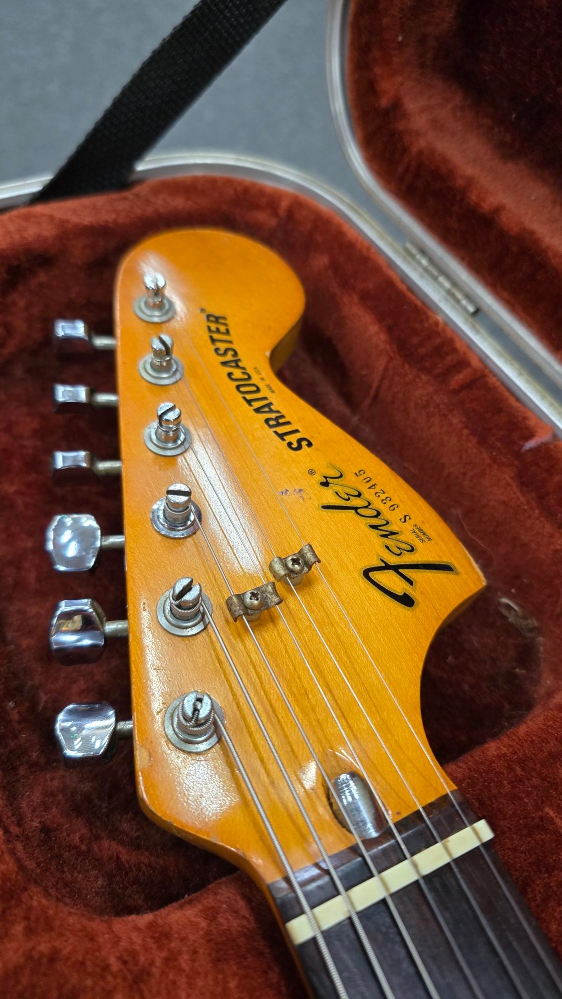 1978-1979 Fender Stratocaster Antigua W/Original Case (Pre-Owned)