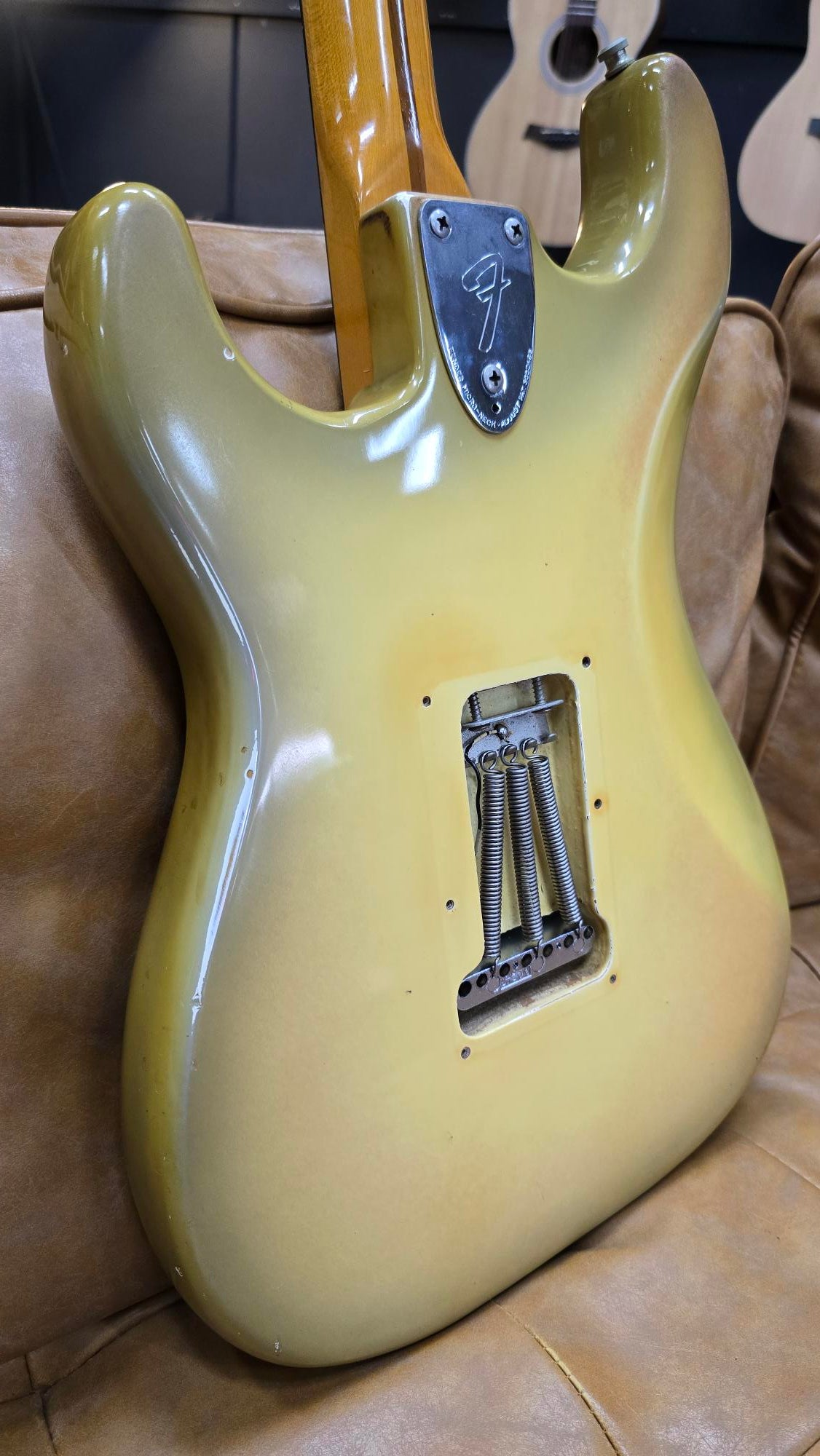 1978-1979 Fender Stratocaster Antigua W/Original Case (Pre-Owned)