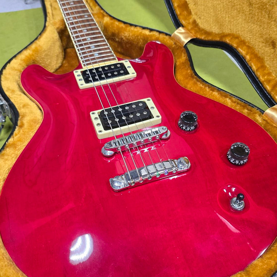 Yamaha Image Made in Taiwan Electric Guitar W/ Original Case (Pre-Owned)