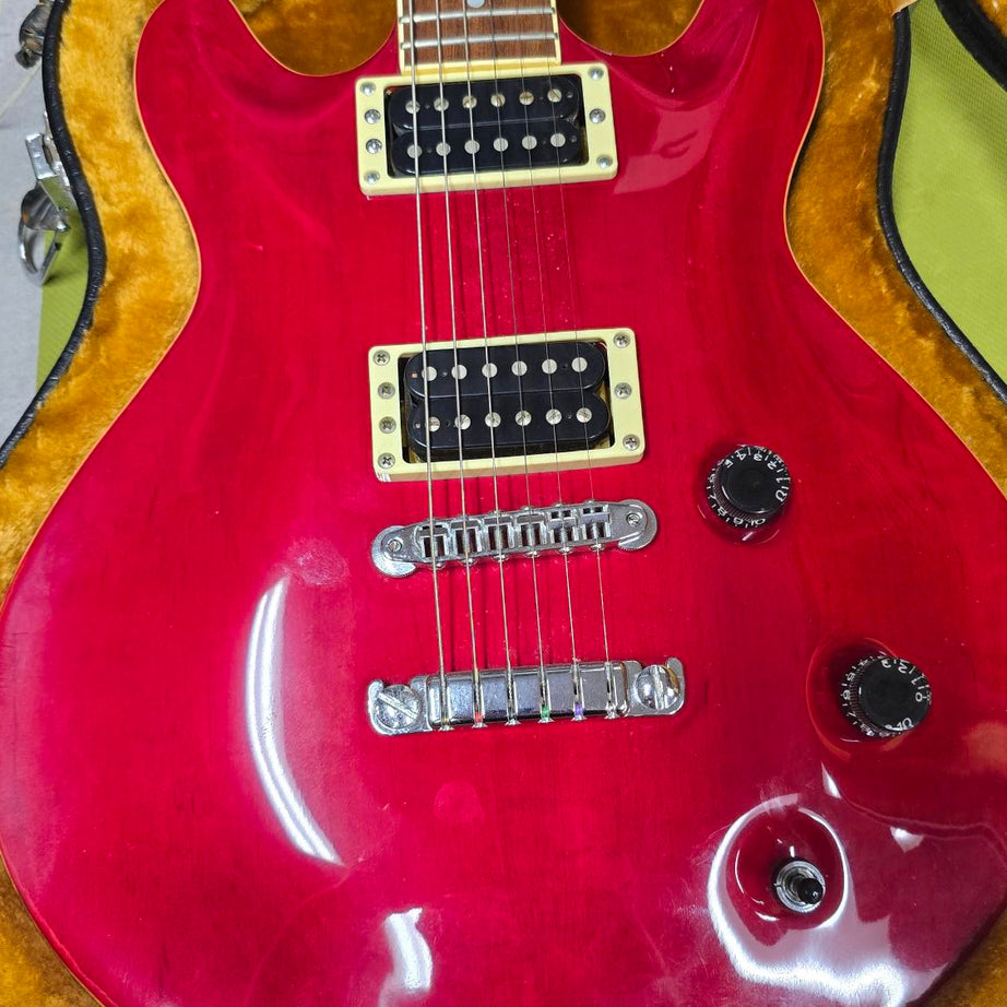 Yamaha Image Made in Taiwan Electric Guitar W/ Original Case (Pre-Owned)