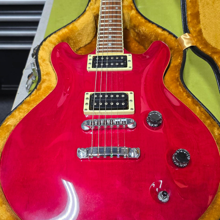 Yamaha Image Made in Taiwan Electric Guitar W/ Original Case (Pre-Owned)