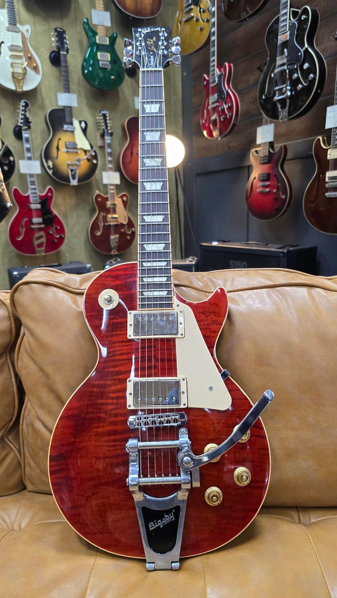 Gibson Les Paul Standard w/ bigsby 2013 w/ hardcase