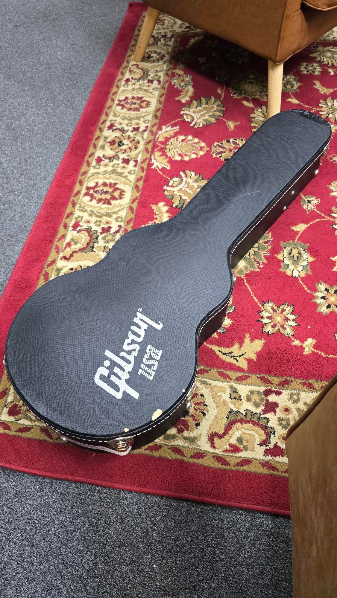 Gibson Les Paul Standard w/ bigsby 2013 w/ hardcase