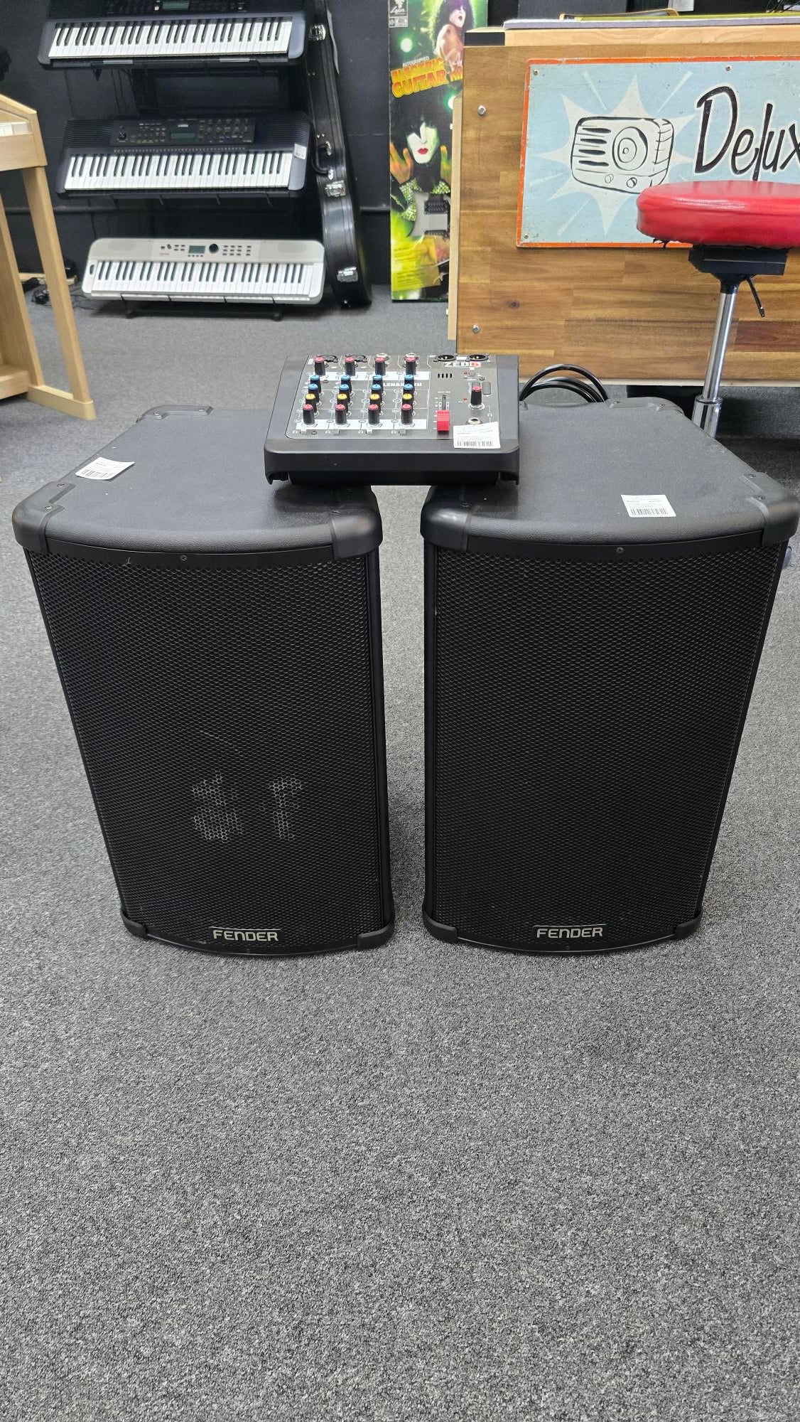 Fender Fighter 12" PA Speakers & Allen & Heath Mixer (Pre-Owned)