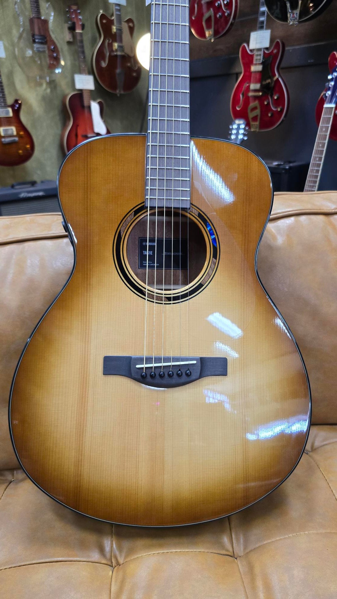Yamaha TAS1E Element TransAcoustic Guitar Sand Burst Gloss