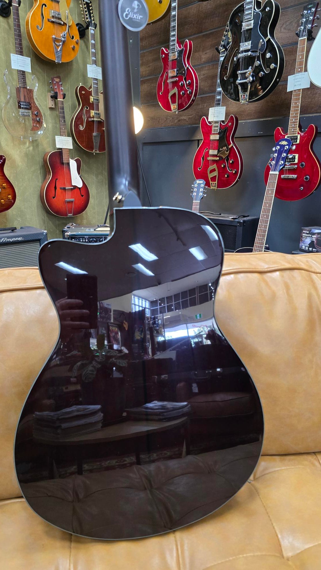 Yamaha TAS3 C Transacoustic Acoustic Electric Guitar in Natural Gloss
