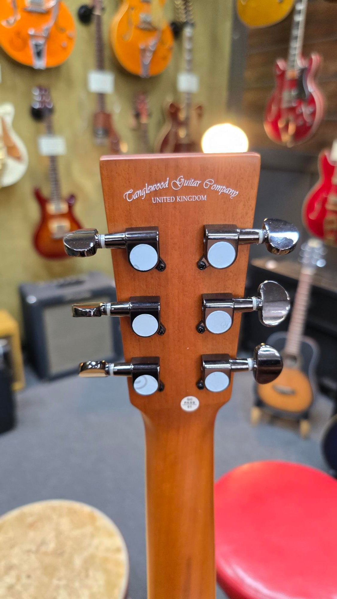 Tanglewood TRSFCEAEB Reunion all Ebony Super Folk Electric/Acoustic (Blemished Stock)