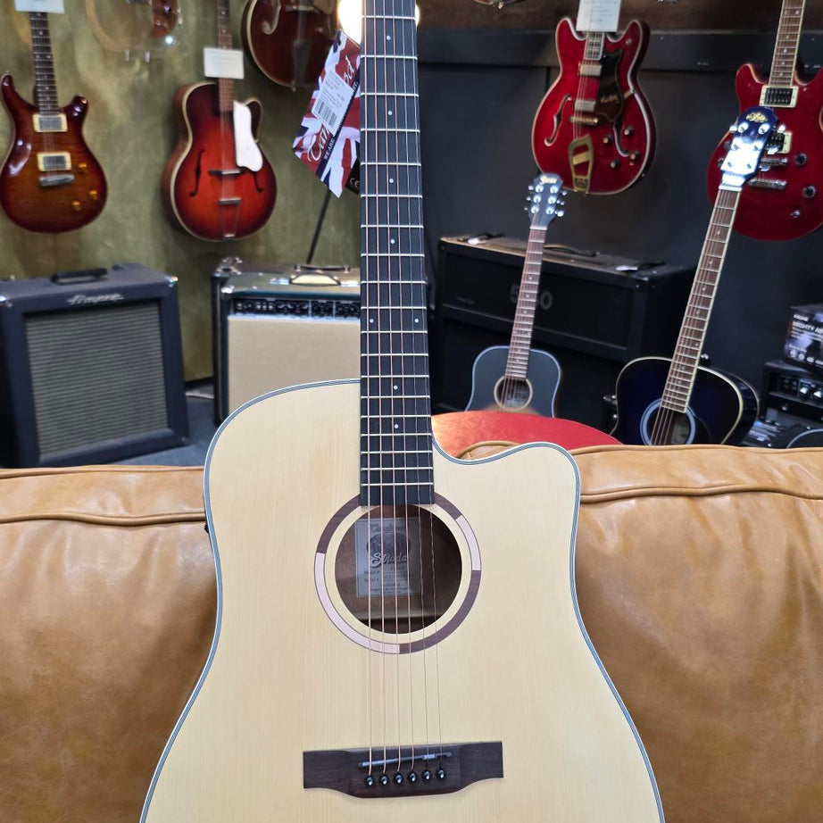 Tanglewood TS5-CE Strada Acoustic/Electric Guitar Dreadnought Spruce/Mahogany w/ Cutaway (Blemished Stock)