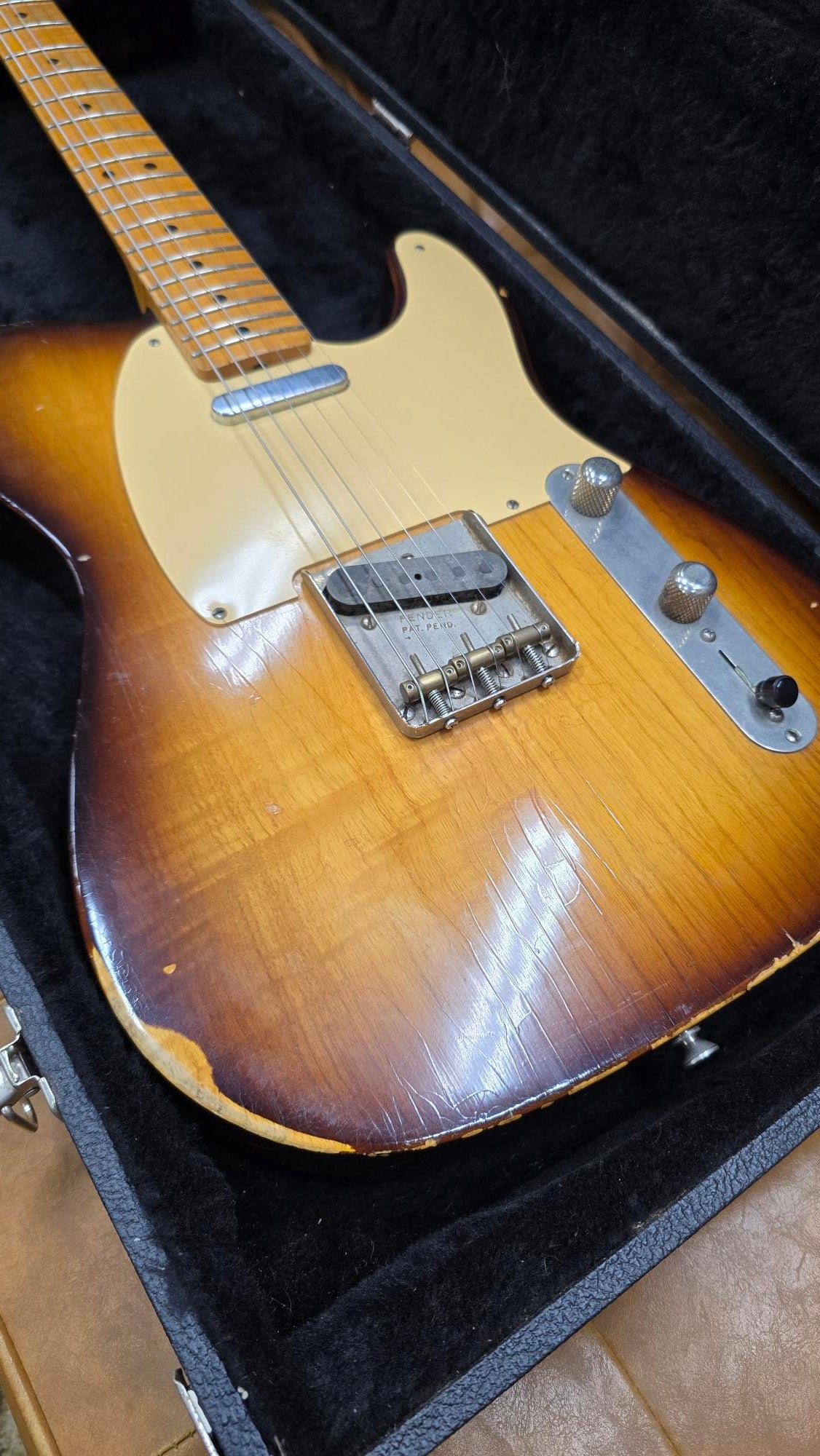 LSL T-BONE RELIC TELE ELECTRIC GUITAR WITH HARDCASE (Pre-Owned)