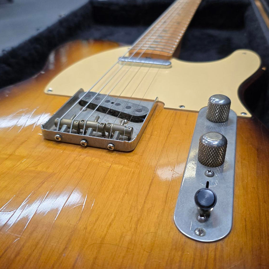 LSL T-BONE RELIC TELE ELECTRIC GUITAR WITH HARDCASE (Pre-Owned)