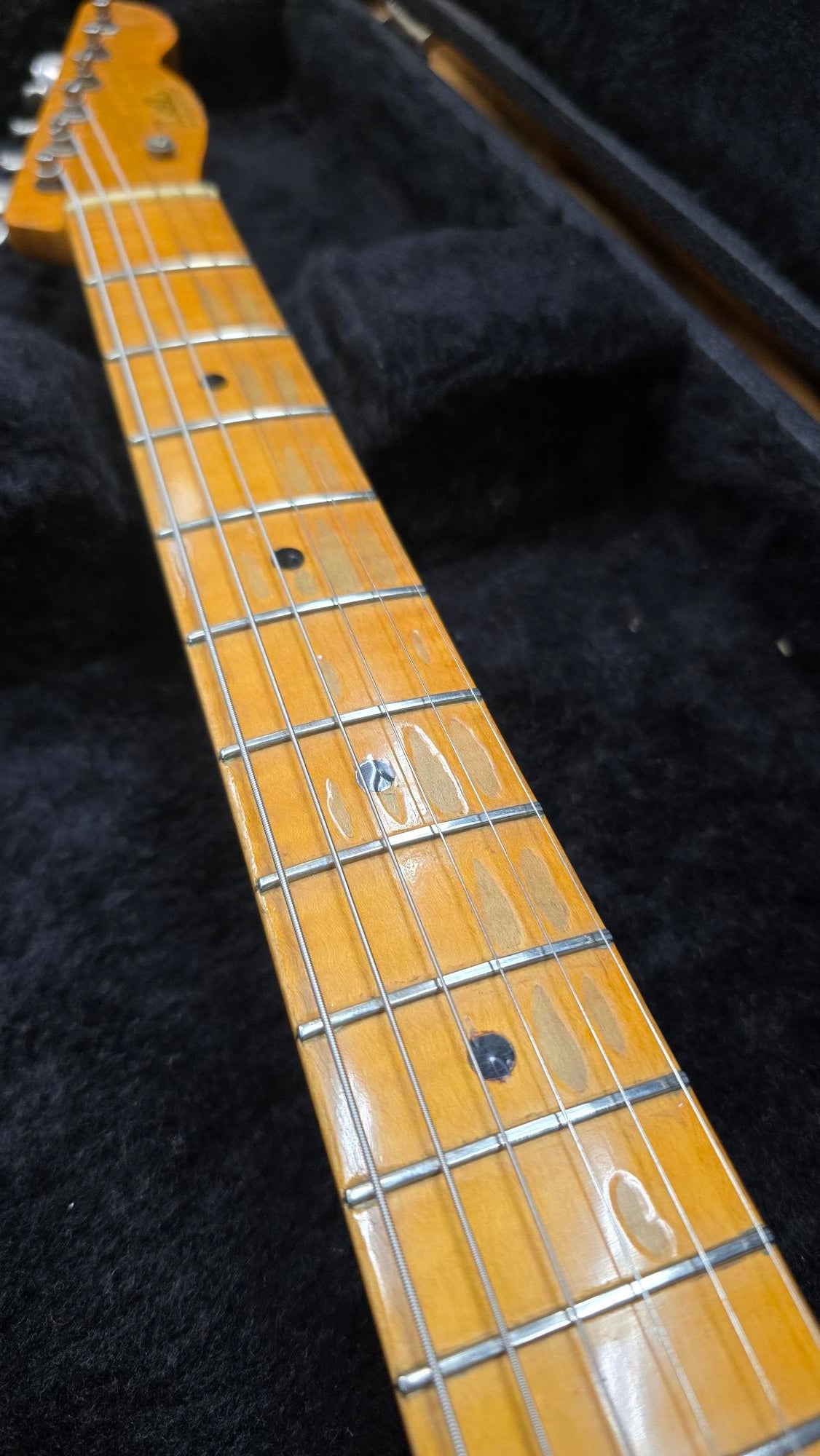 LSL T-BONE RELIC TELE ELECTRIC GUITAR WITH HARDCASE (Pre-Owned)