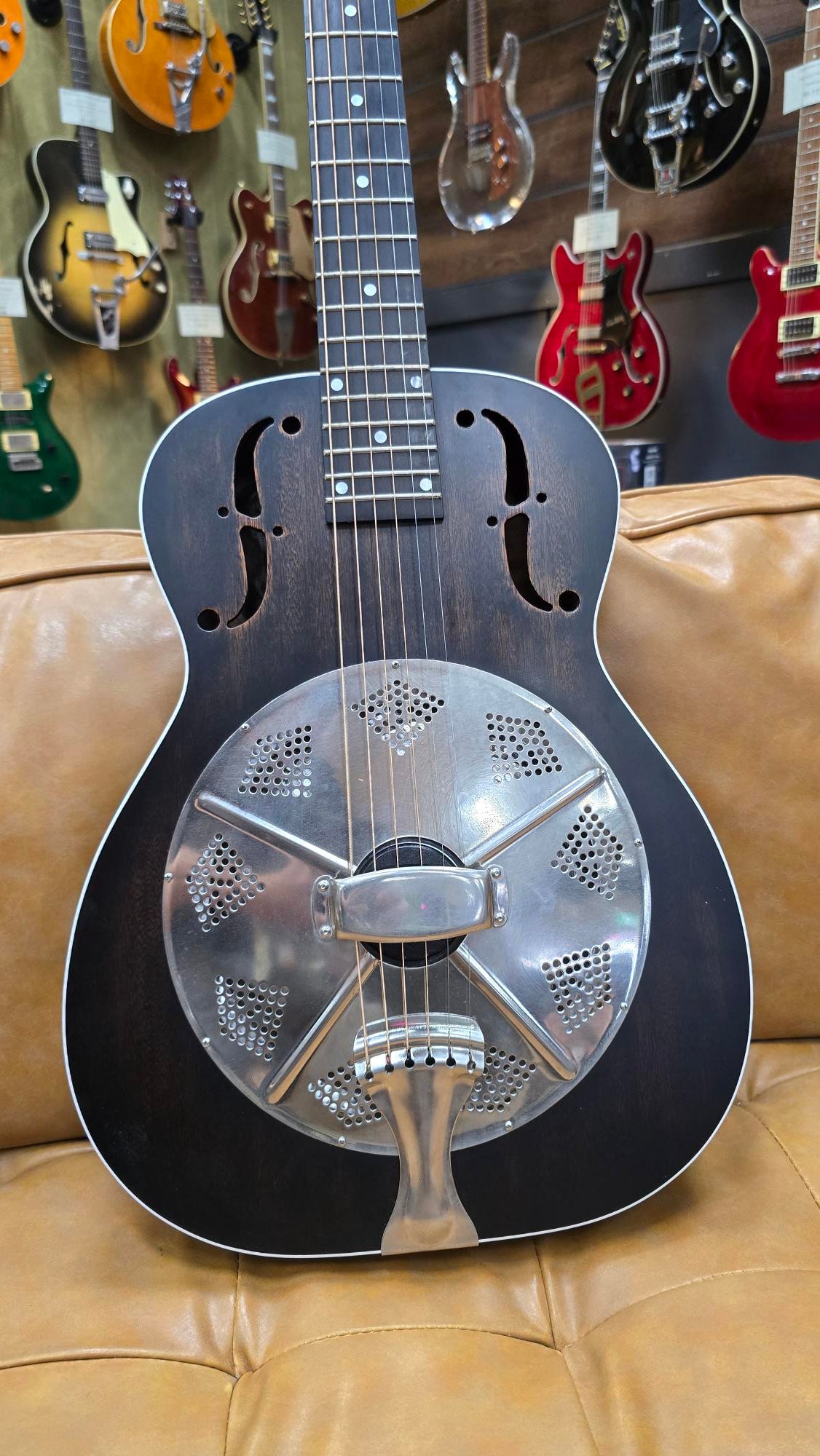 National Thunderbox M14T Resonator Guitar W/Case (Pre-Owned)