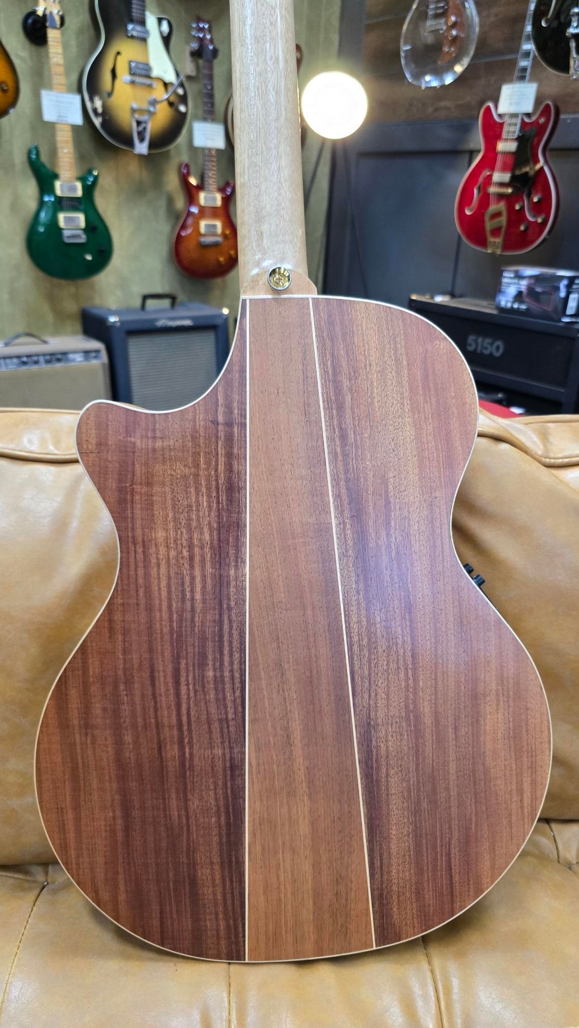 Cole Clark Thinline All Blackwood with Hardcase Pre-owned